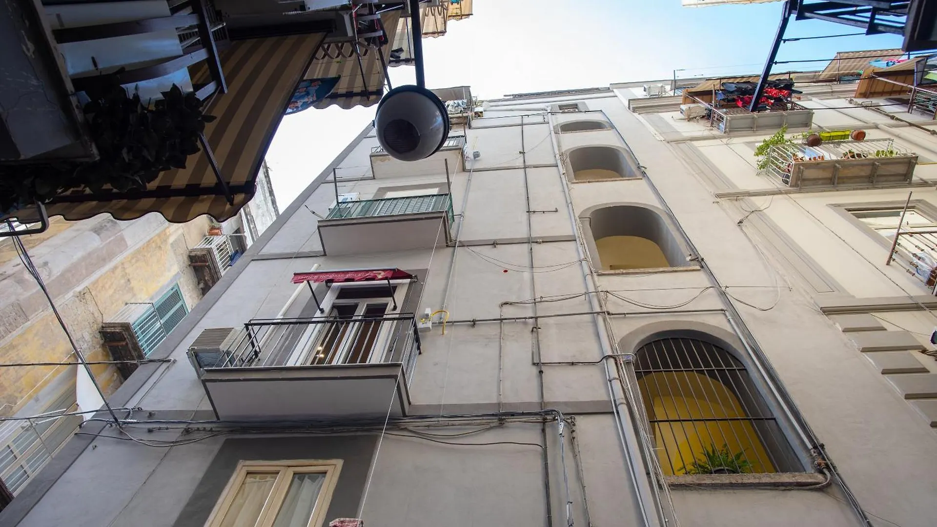Three Rooms Toledo Naples 0*,